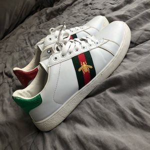 GUCCI SHOES (size 9)